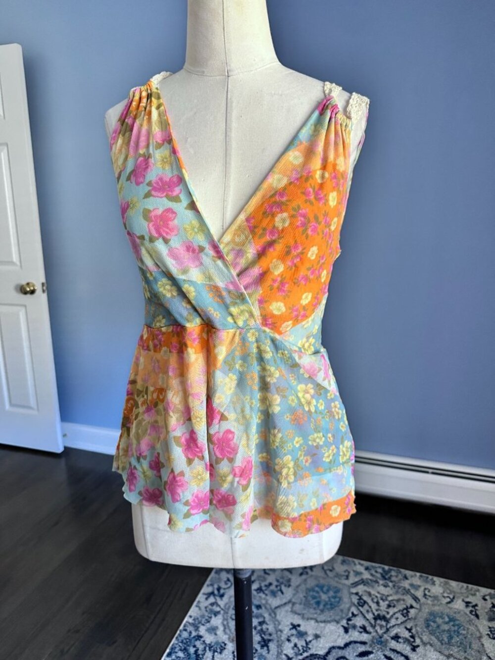 Sweet Peas multi-color floral sleeveless mesh babydoll top SMALL